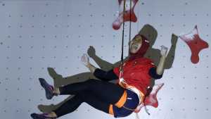 Человек-паук в хиджабе готовится к дебюту на Олимпиаде