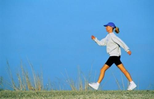 Что лучше для позвоночника бег или ходьба. Сравнения бега с другими видами тренировок: что лучше для похудения