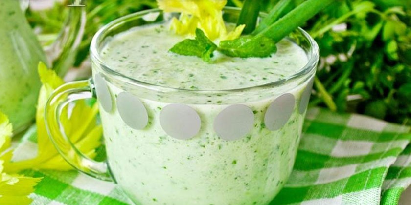 коктейль с сельдереем и кефиром