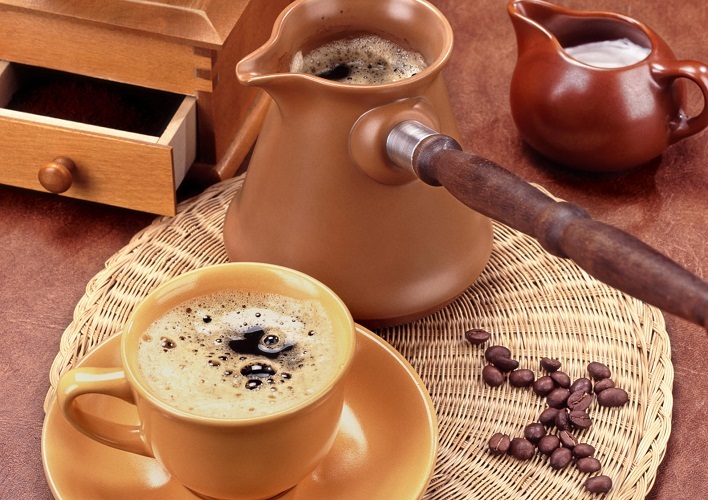 Ароматный кофе помогает хорошо взбодриться утром