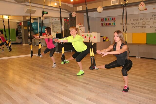 Упражнения с TRX-петлями: тренировка для всех групп мышц
