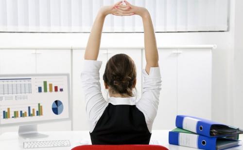 Зарядка на работе стоя. 15 лучших физических упражнений для офисных работников