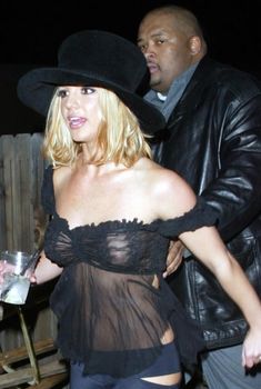 Сексуальная Бритни Спирс в прозрачном наряде на Project Greenlight Party, 18.01.2003