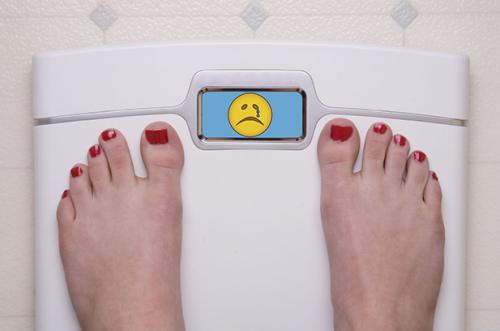 От чего вес набирается. Почему люди набирают лишний вес: 5 причин 04